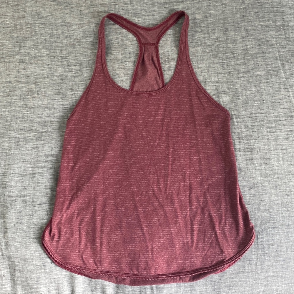 Lululemon maroon colored tank top in size 6